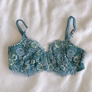 NWT Victoria Secret Dream Angels Lightly Lined Cross-Dye Lace Demi Bra Blue 36DD
